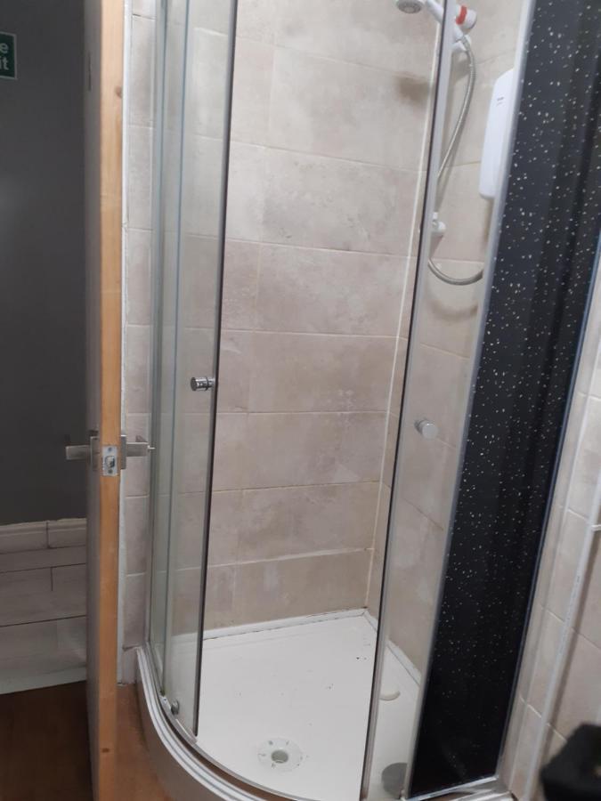 Atlas Road Guest House Cardiff Zewnętrze zdjęcie